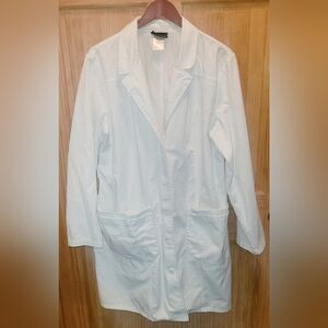 Womens Classic Cherokee White Lab Coat Size XL